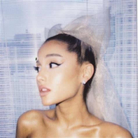 ariana grande toples|Ariana Grande Nude Photos & Videos